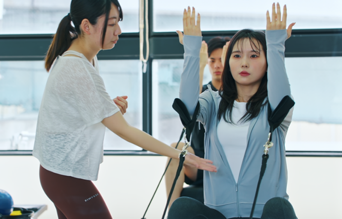 理学療法士監修のピラティスプログラム